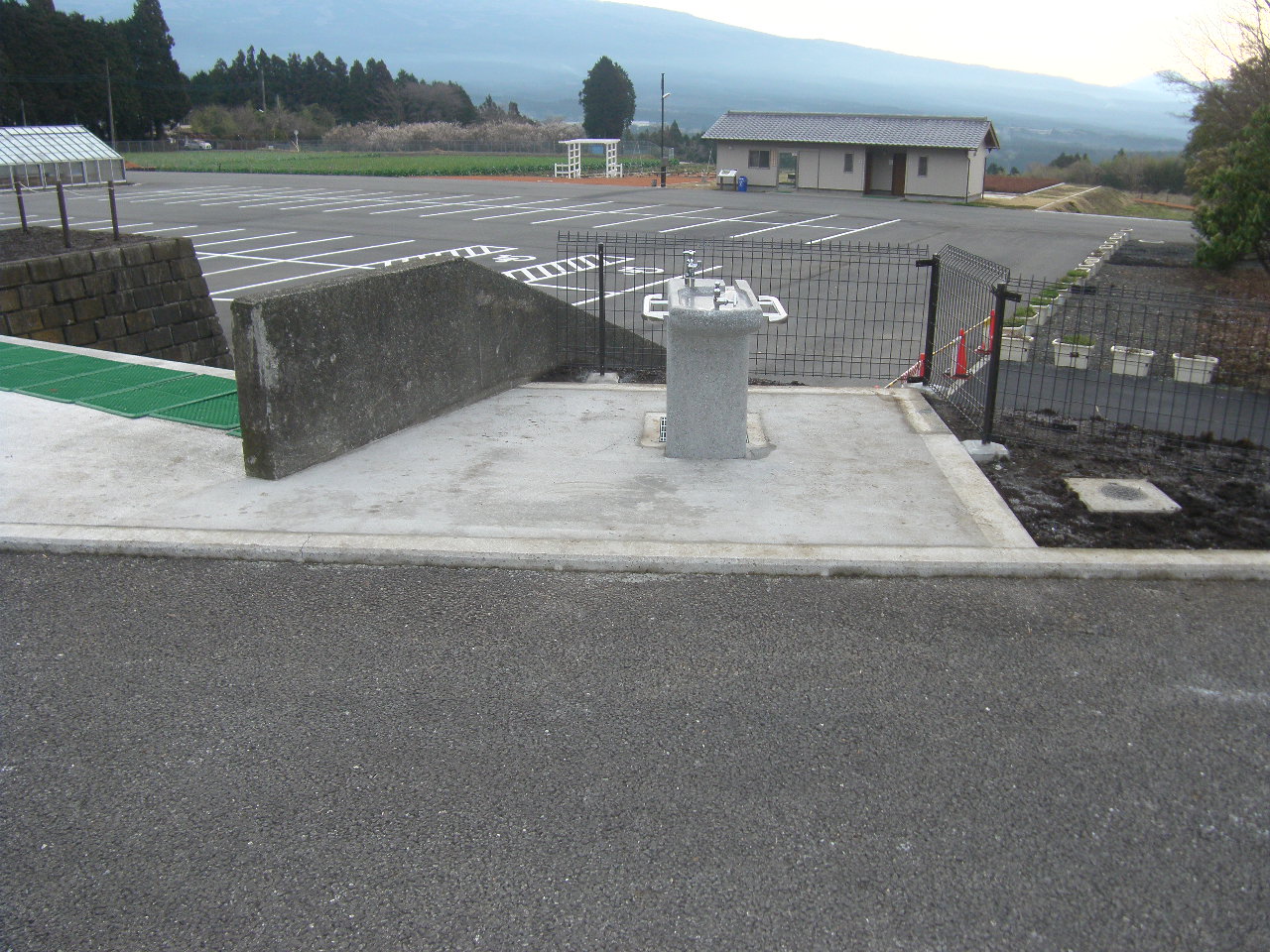 平成27年度　白糸自然公園園路広場整備工事