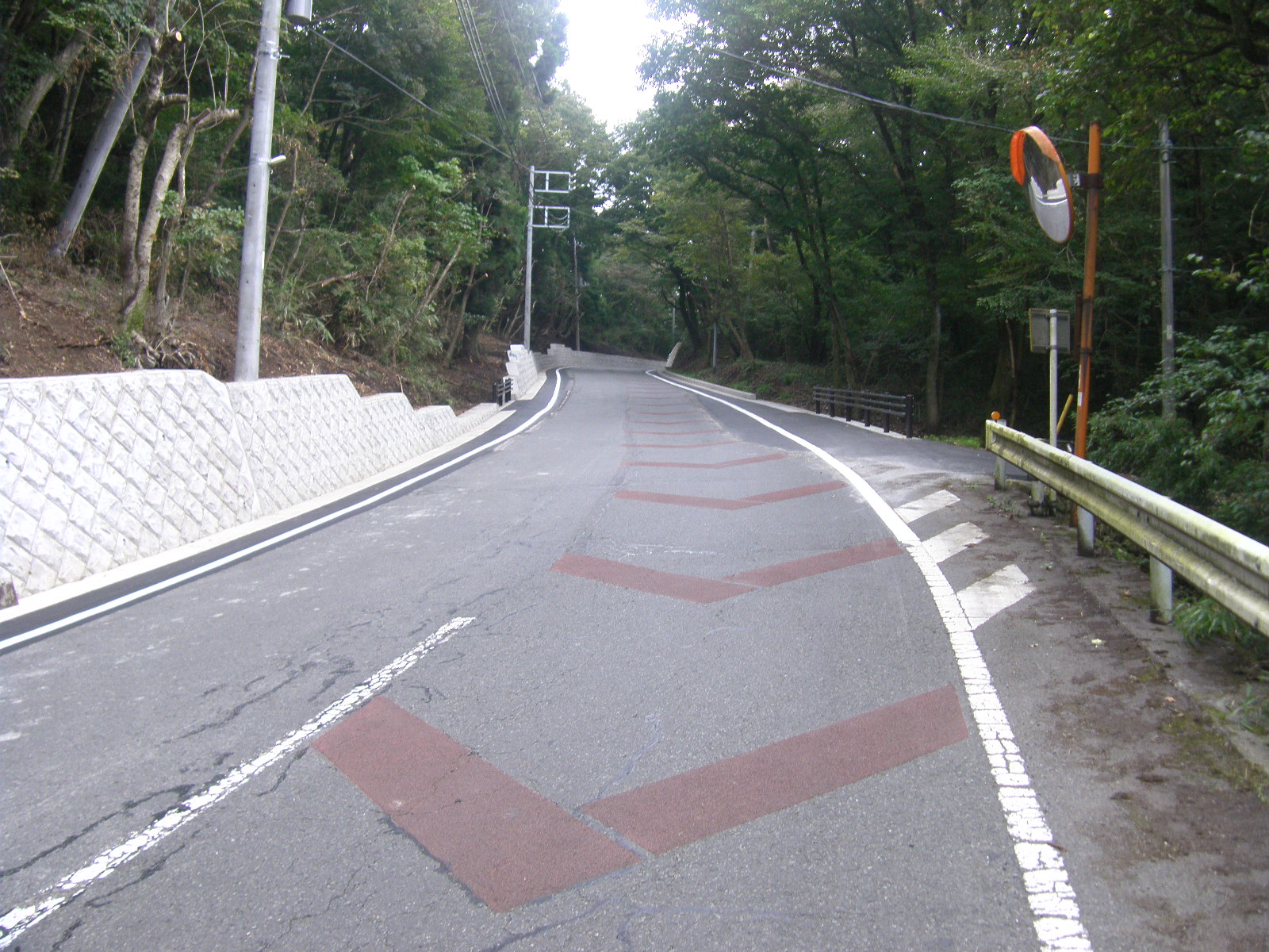 平成26年度 富士宮鳴沢線県単道路改築工事（道路拡幅工）